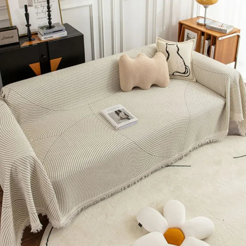 Traditionell Sofföverdrag med Dekorativa Tofsar