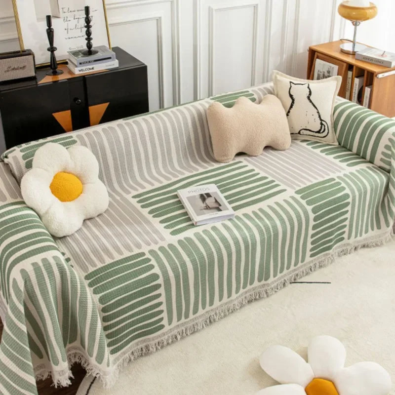 Traditionell Sofföverdrag med Dekorativa Tofsar