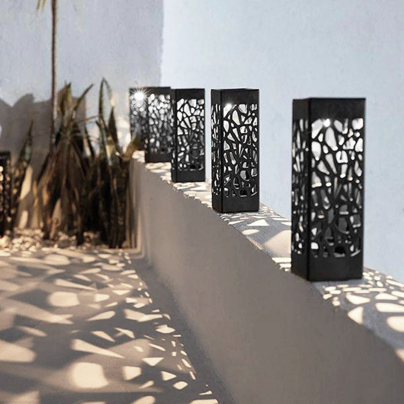 Carvallo – Modern Bordslampa med Lyxiga Detaljer för ett Mysigt Interiör