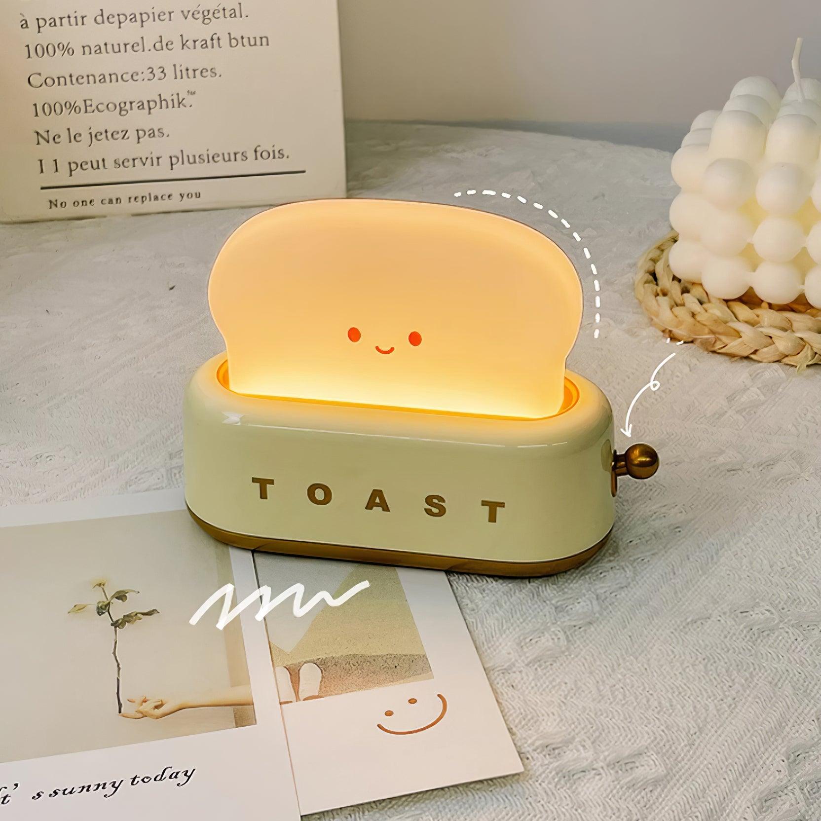 GlowToast Lampa – Bärbar Bröd-Toast Cartoon LED Nattlampa