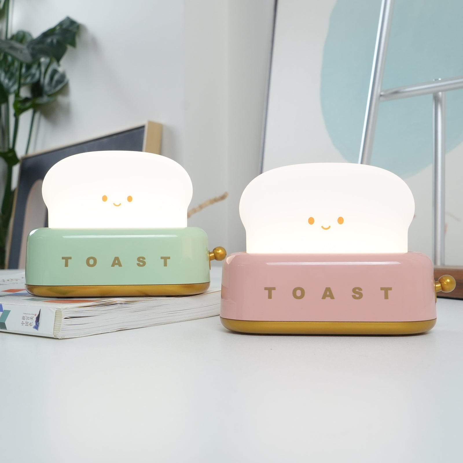 GlowToast Lampa – Bärbar Bröd-Toast Cartoon LED Nattlampa