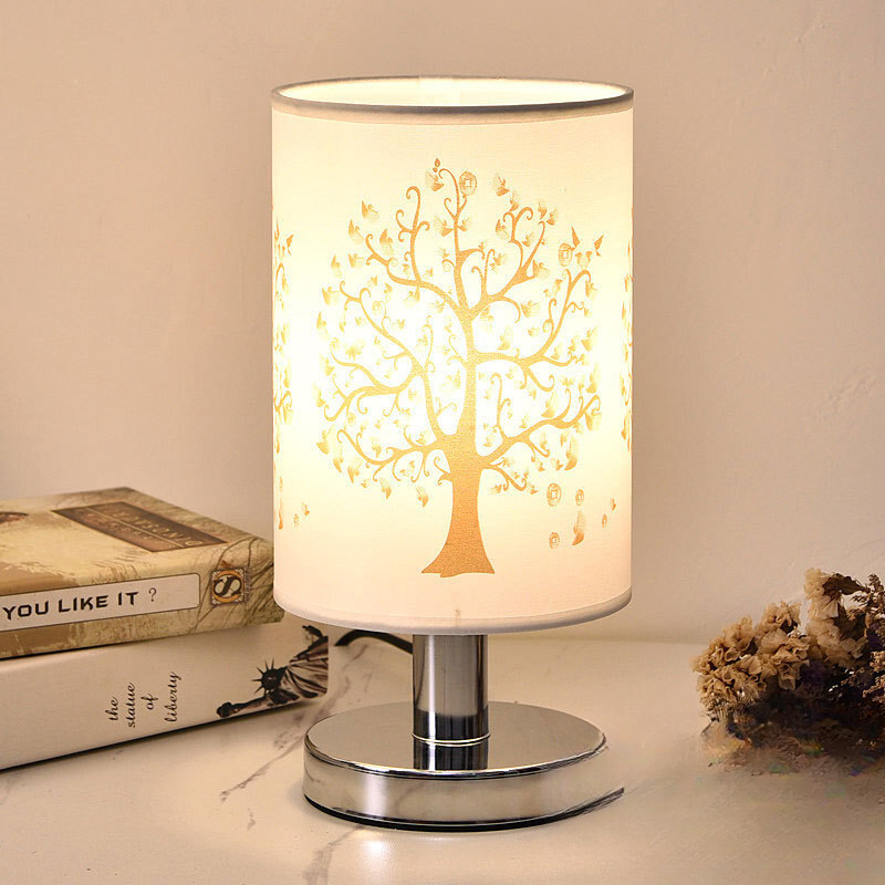 CilinderLetter - Minimalistisk Vit Bordslampa med Träskärm