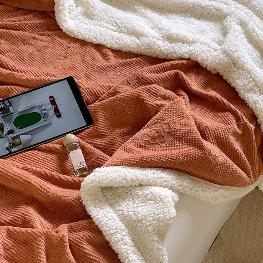 Solène Floral Prägad Sherpa Filt