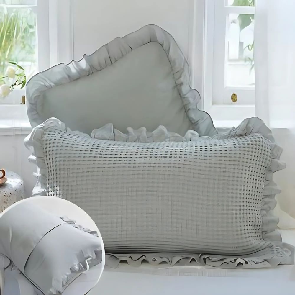 Texturerade Bomullskuddfodral – Våffelväv med Romantiska Volanger