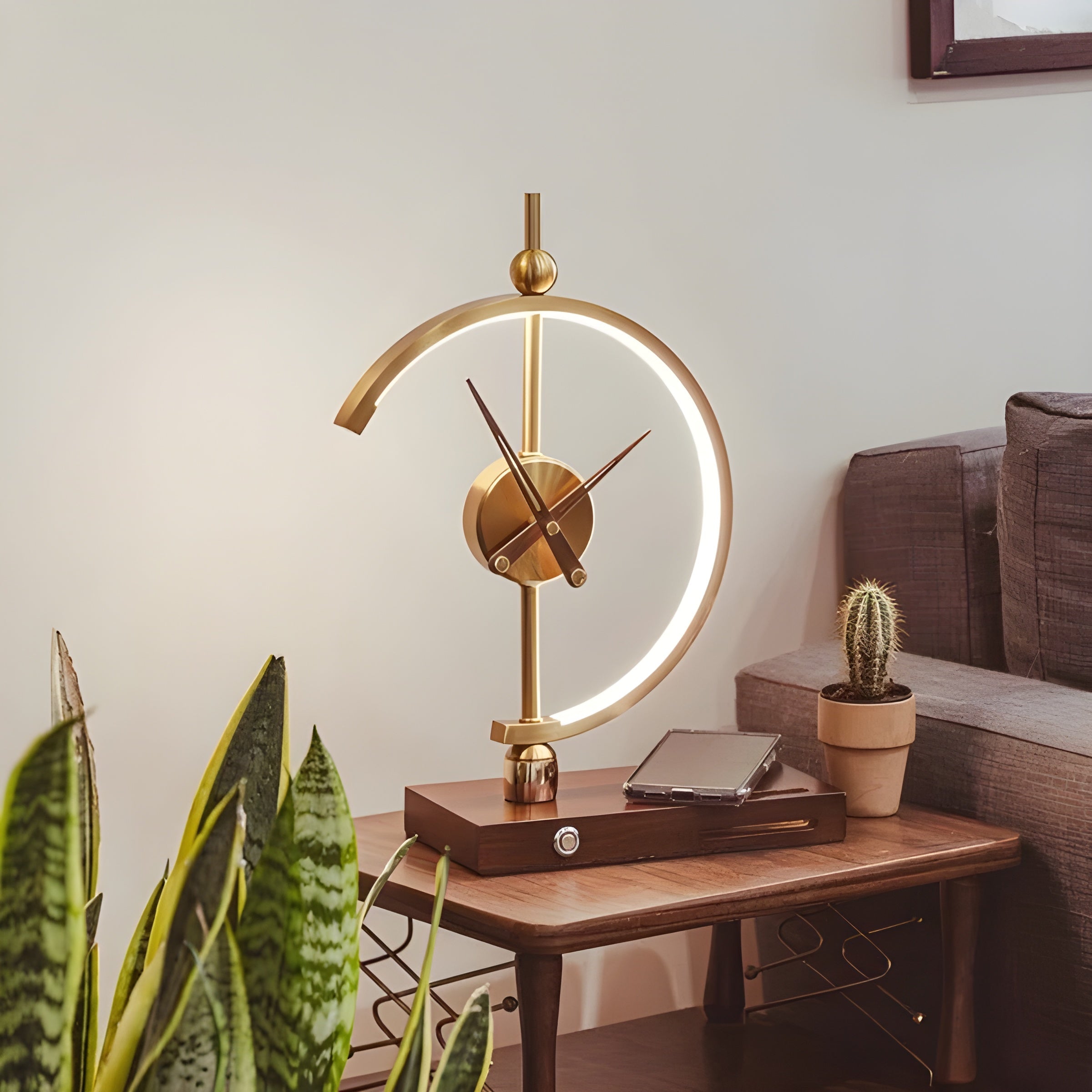 GlowBase Klocka Lampa – Lyxig Trådlös LED Klocka-Lampa