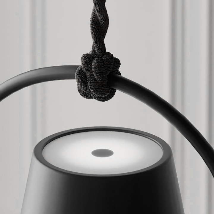 LichtWave - Elegant Hängande Lampa för ett Modernt Interiör