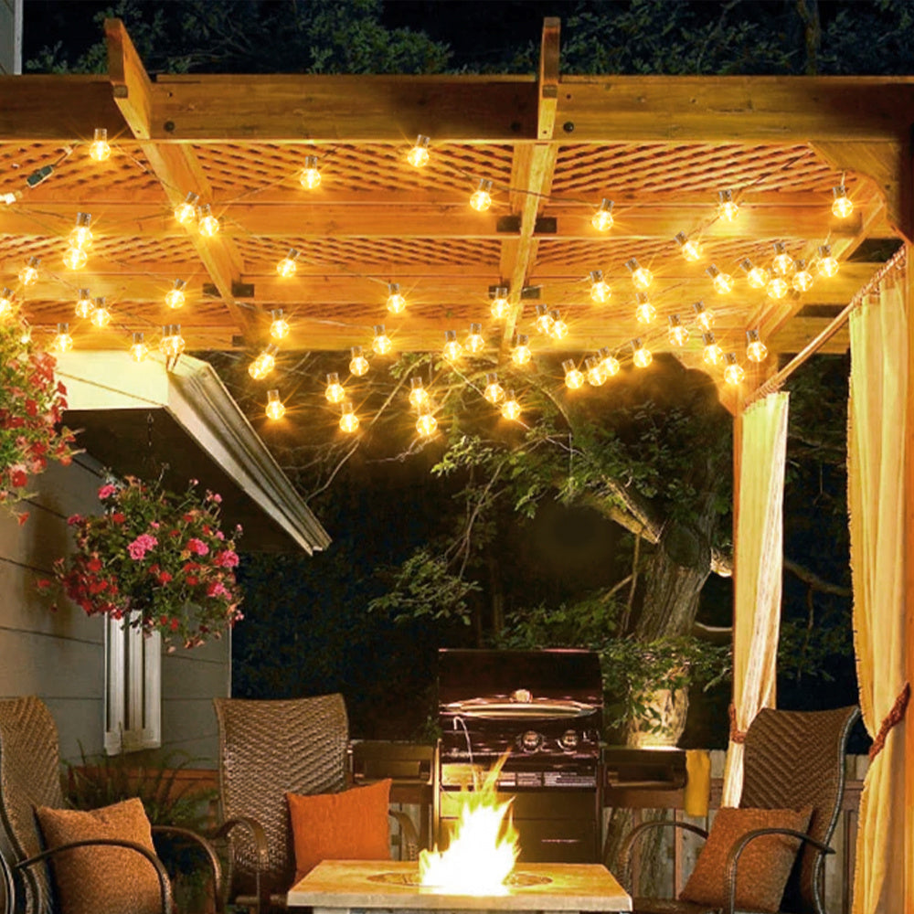 Soliga utomhus ljusslingor för patio med varm glöd atmosfär