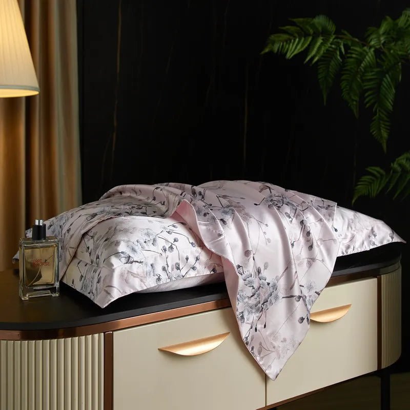 Caressence – Kuddöverdrag av mullbärssilke för lyxig sömnkomfort