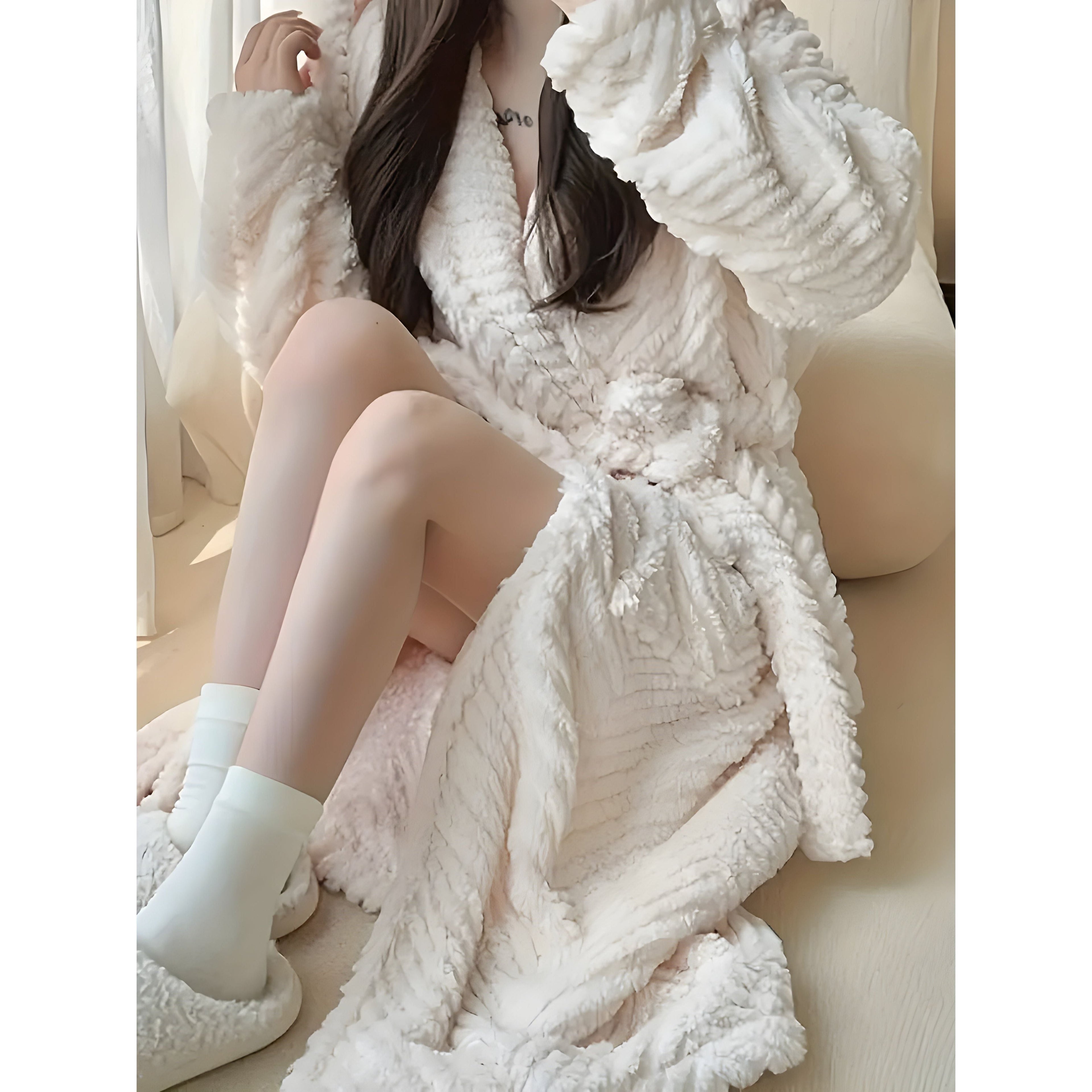 Pollina Kappa - Stilig, Tjock Långärmad Badrock Gjord av Koral Velour