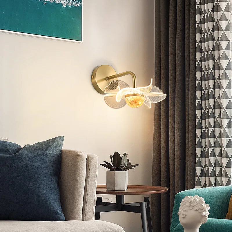 BloomGlow - Modern Blom Vägglampa med LED Belysning
