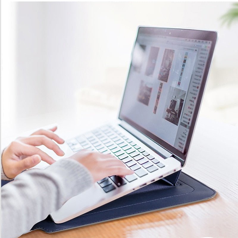 FlexiGuard - Slim vattentätt laptopfodral med stötavlastning och stativ