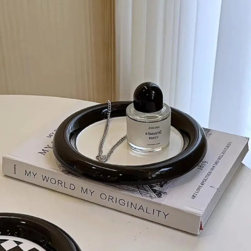 Geometrisk design keramisk tallrik för stilfull servering 20 cm