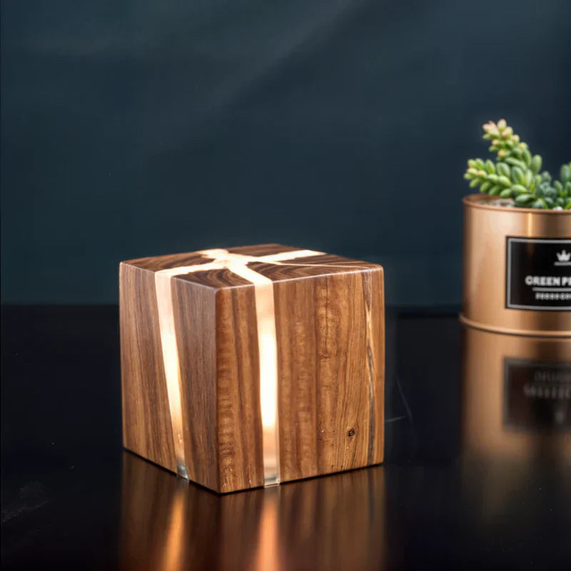 Carvallo - Modern bordlampa i trä