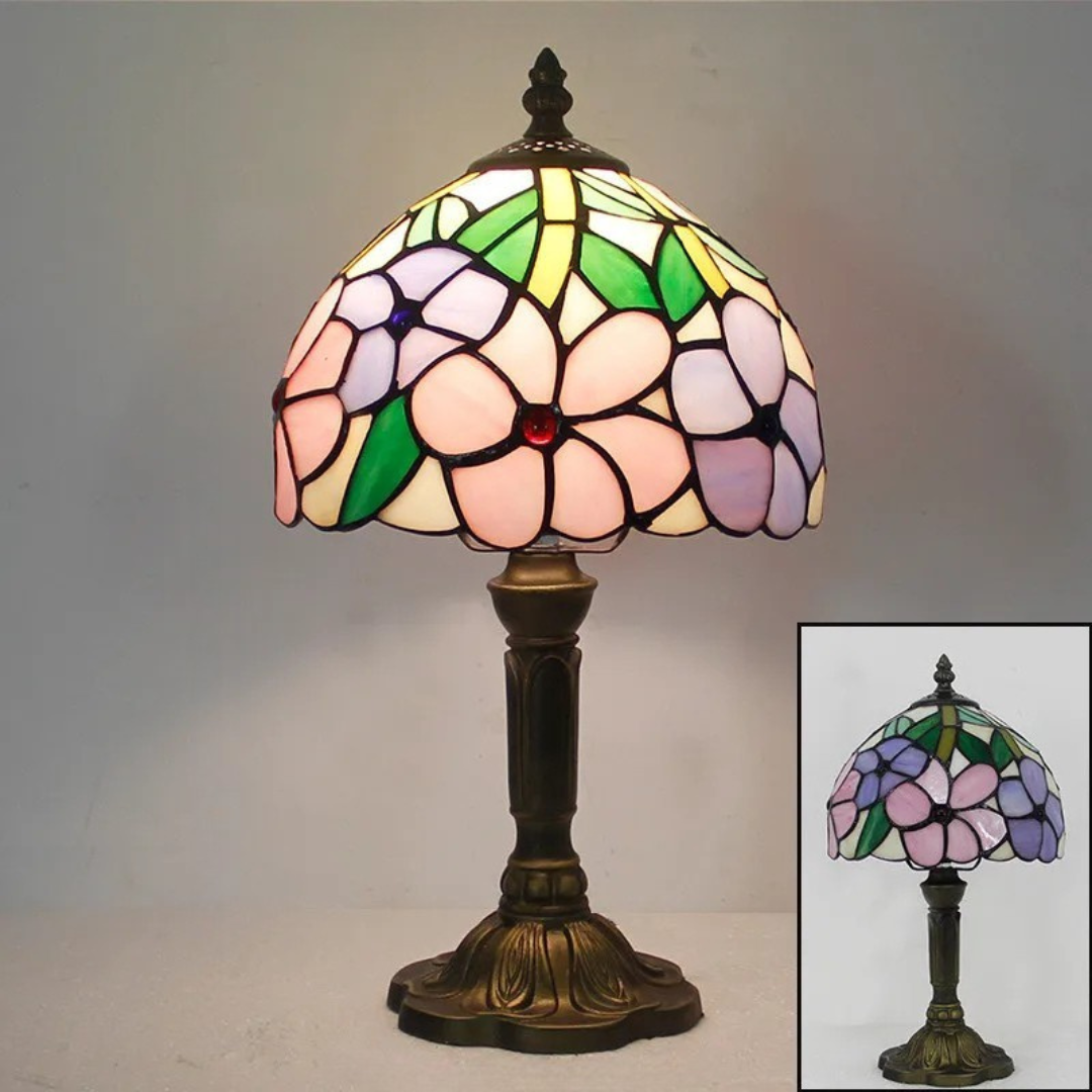 Färgat glas bordslampa med blomsterdesign