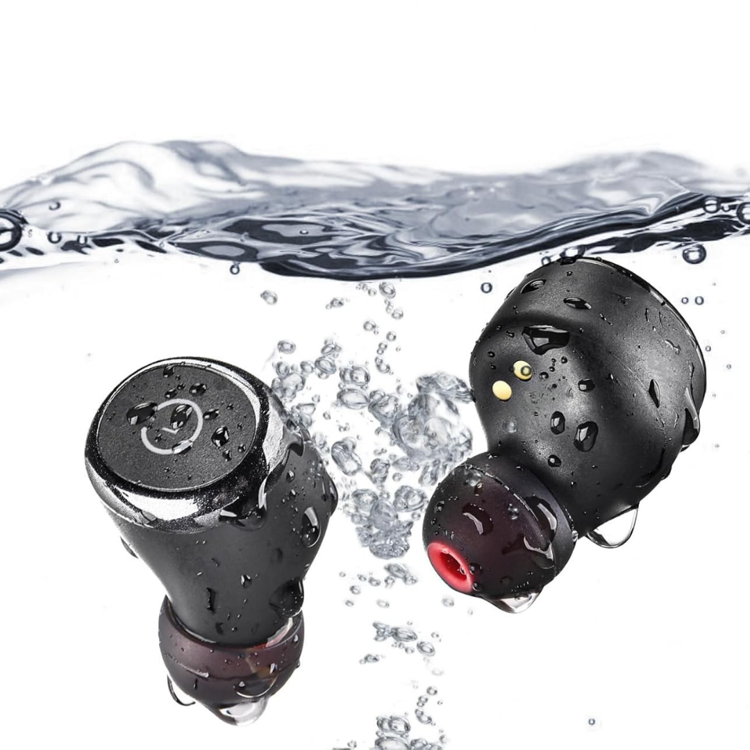 Hörlurar med vattentät trådlös laddningsetui