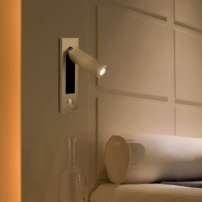 NovaGlow - Justerbar LED Vägglampa För en Fridfull Natt