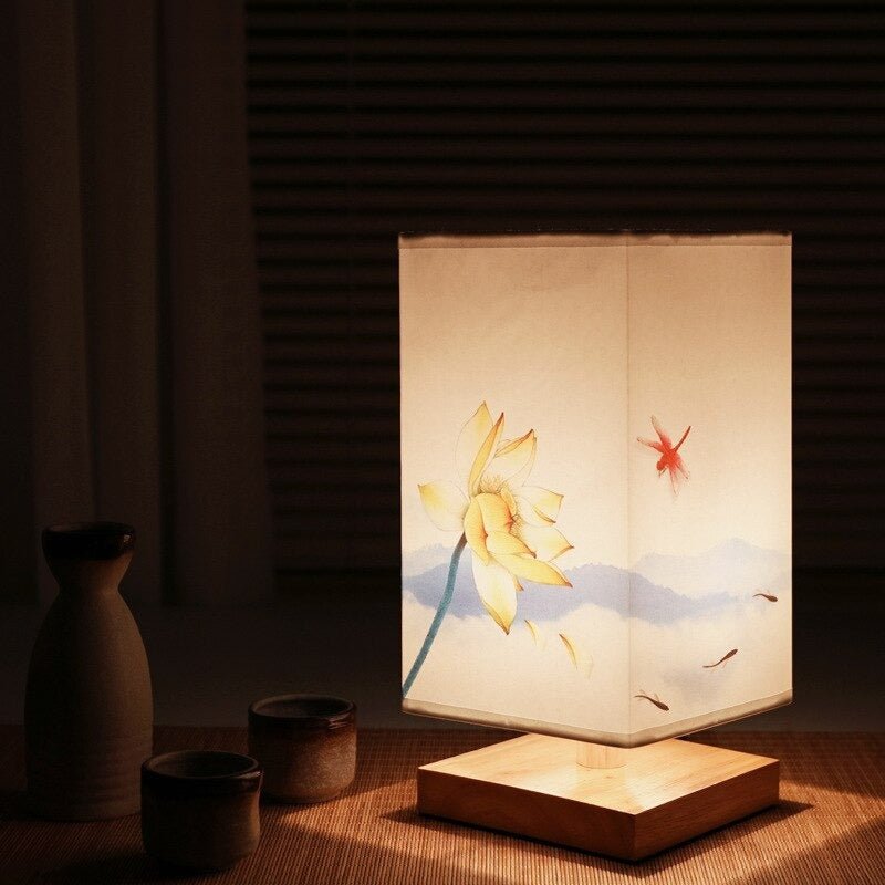 Japansk-skandinavisk bordslampa