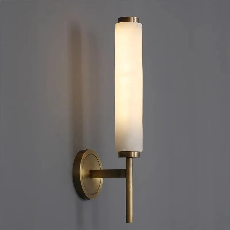 Modern marmor vägglampa