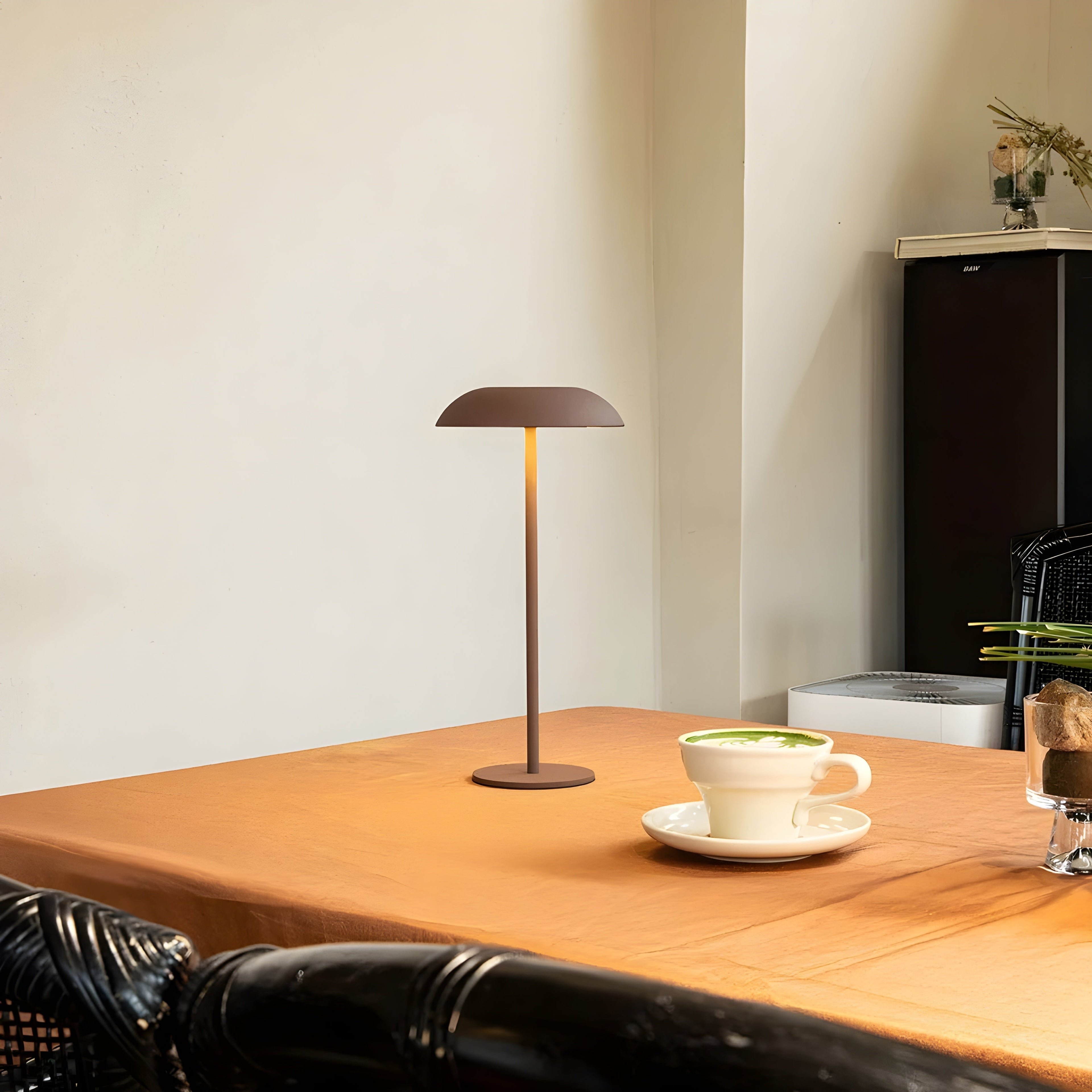 AmberHalo Lampa - Retro USB-laddad LED Touch Skrivbordslampa