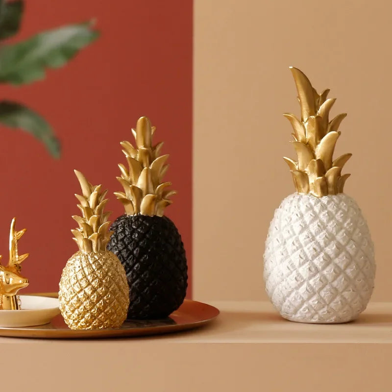 Guld Ananas Heminredning för Tropisk Elegans och Stil