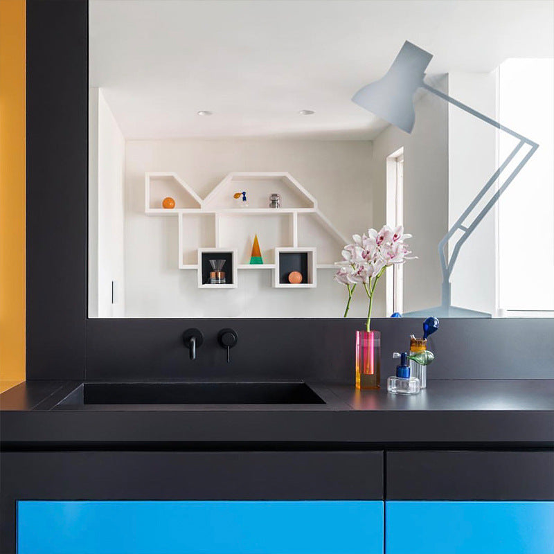 Modern akryl prismvas och skrivbordsorganizer i regnbågens färger