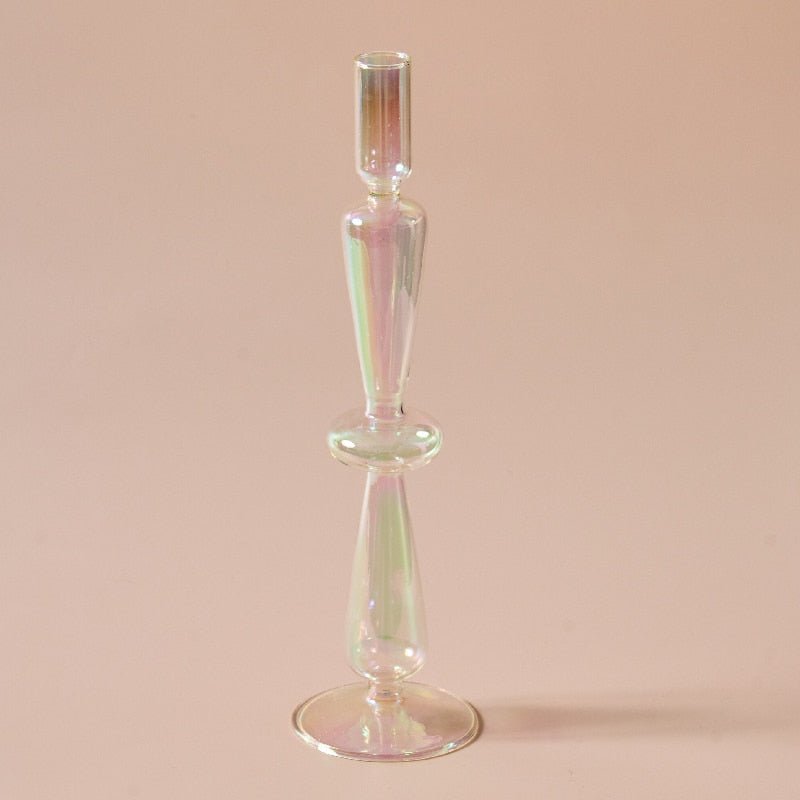 Nordiska iriserande ljushållare i robust glasstil