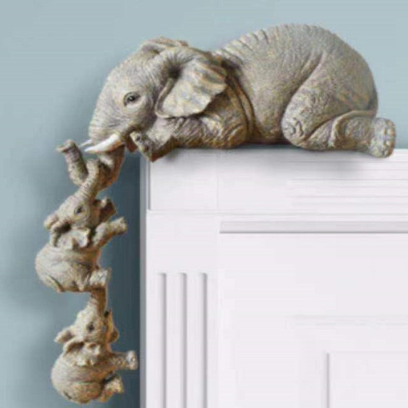 OllyLift – Elephants familj staty med symbolisk design och skulpturell charm