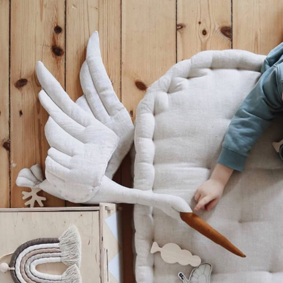 Carvallo - Elegant Flygande Svane Mobil För Fredliga Rum