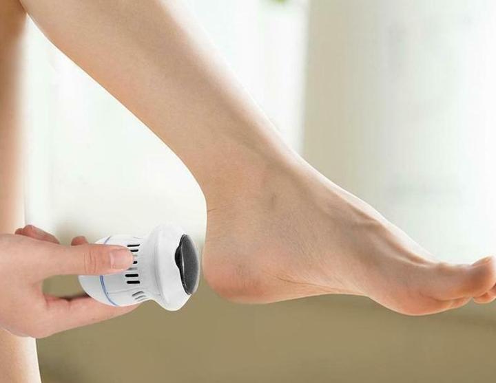 Pedifet - Bärbar elektrisk fotvårdsapparat med vakuum och uppladdningsbar design