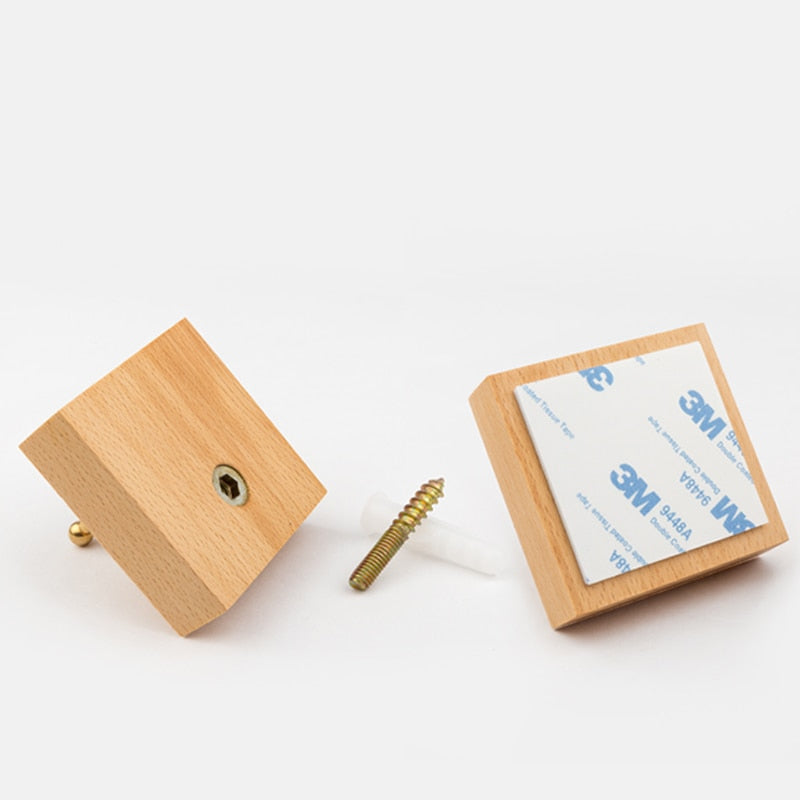 Carvallo – Handgjord Träväggskrok med Messingsfäste