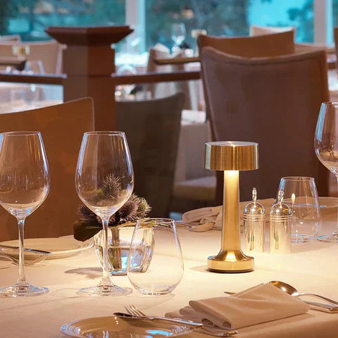 AuraLux Bordslampa – Modern, Minimalistisk och Dimmbar