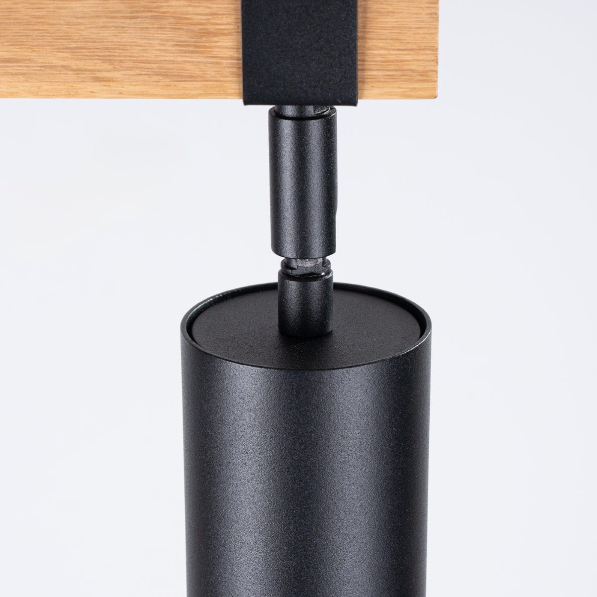 Fager Taklampa - 2-Ljus Svart - Riktad Belysning - Naturligt Trä & Metall - Justerbara Skärmar - Skandinavisk Minimalistisk Design - Energibesparande