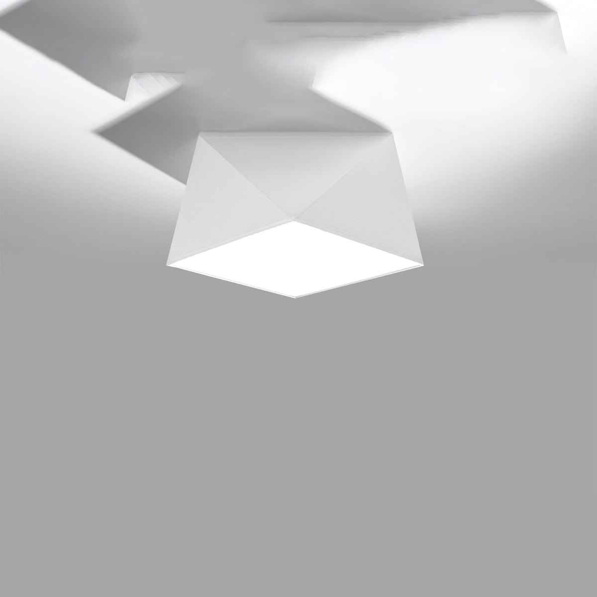 HEXA Vit Taklampa - Modern Geometrisk Design - E27 Lampa Kompatibilitet - 3 Färgval - Stilig & Funktionell Belysning för Alla Rum