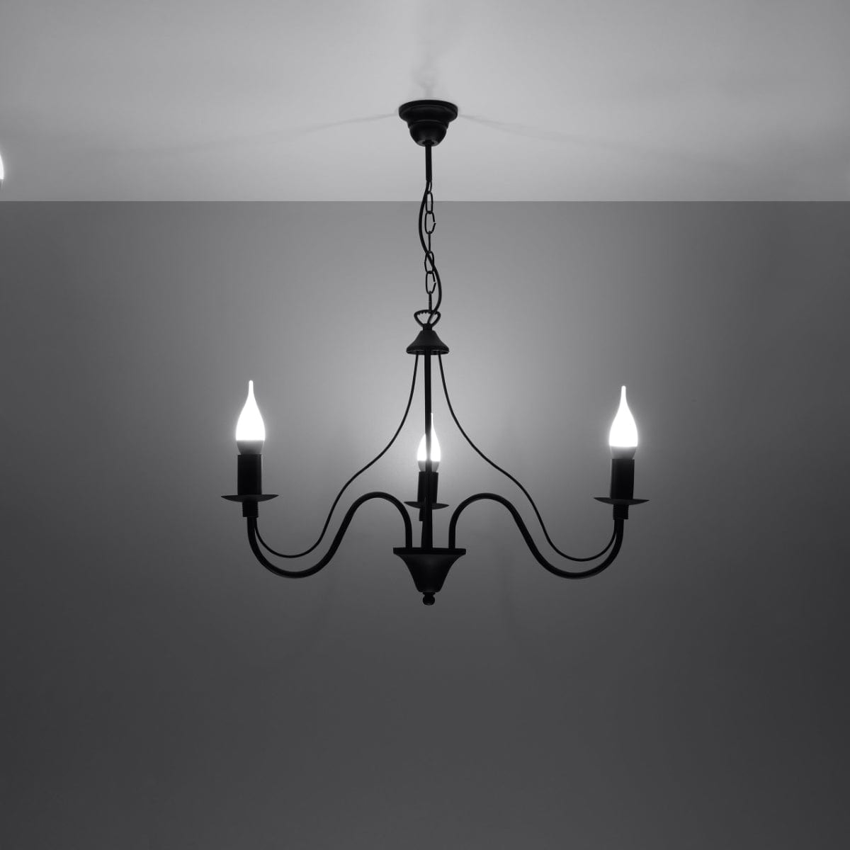 Minerwa Chandelier - 3-armad kandelaber design - E14 - Svart stålfinish - Klassisk elegans
