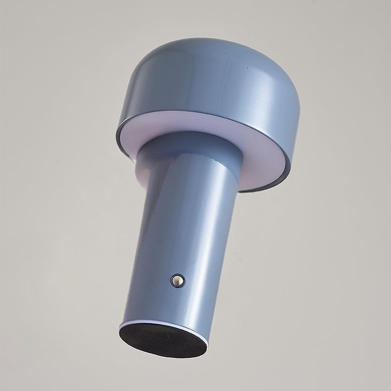 Bordslampa med modern sladdlös design