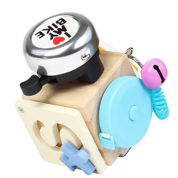 ToyCube - Portabel lärande kub med interaktiva aktiviteter för på språng