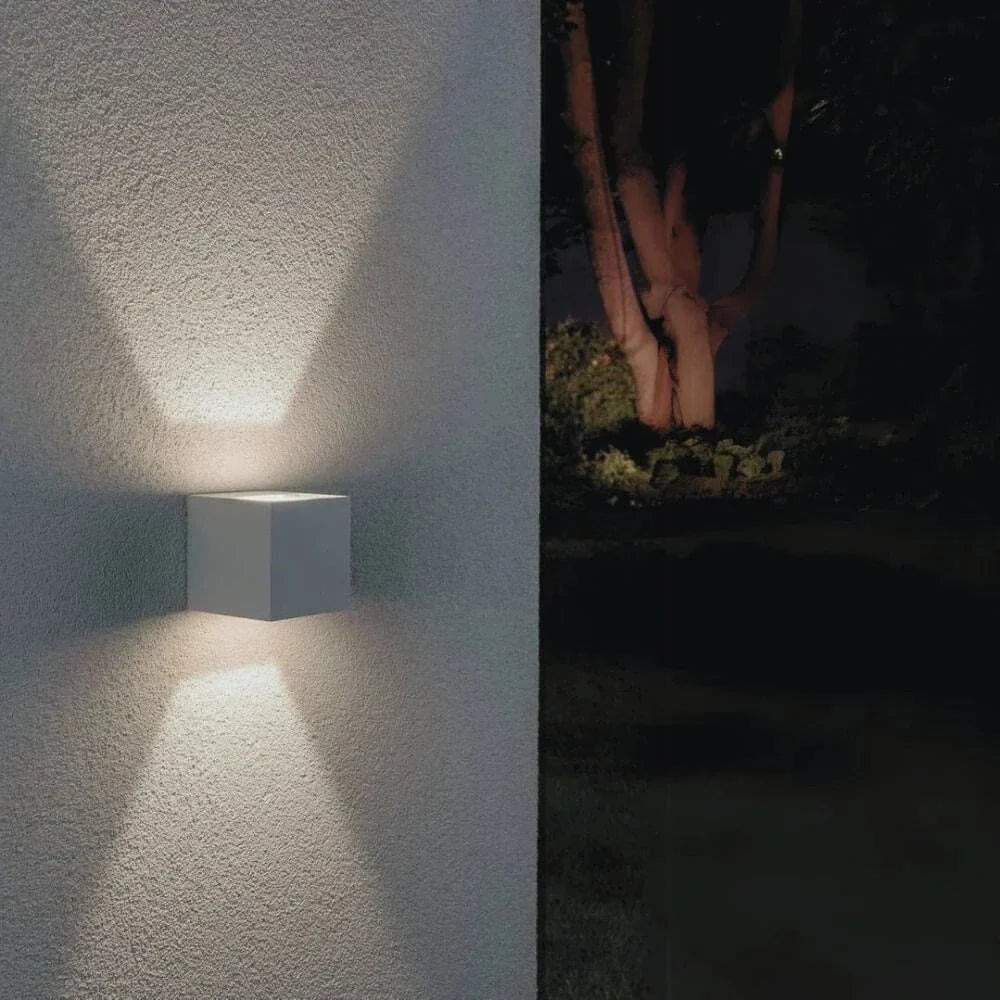 Justerbar LED-vägglampa