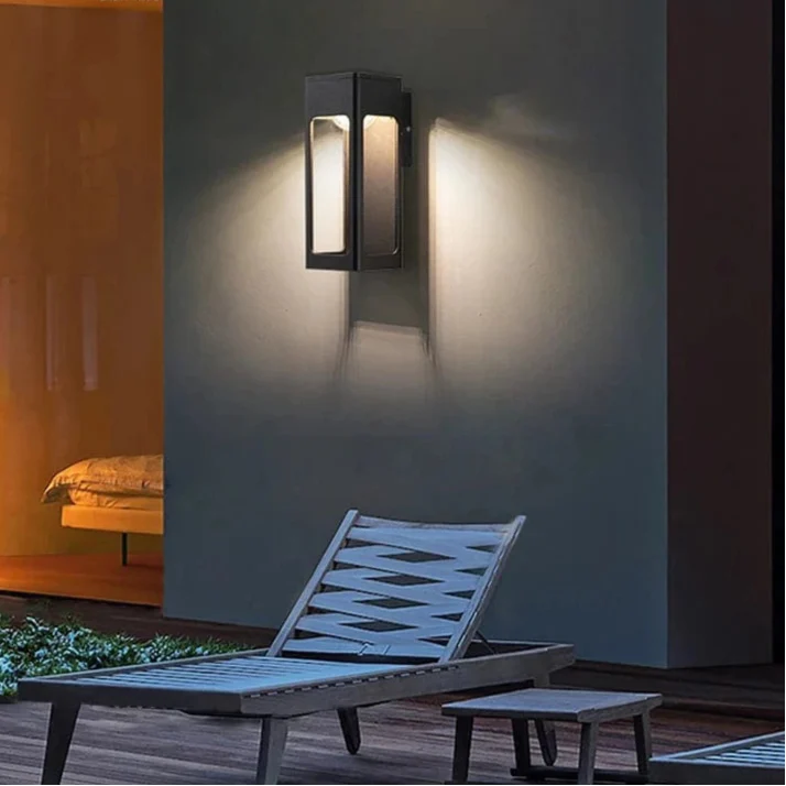 IP67 Vattentät 12W Svart Aluminium Utomhusvägglampa – Modern Utvändig Vägglampa för Trädgård och Veranda