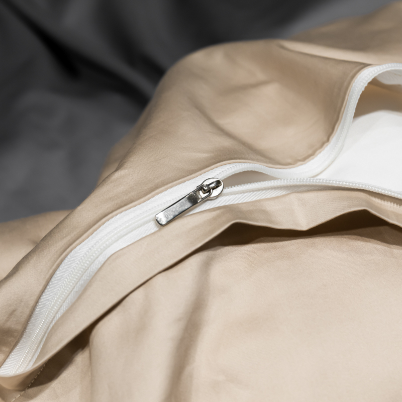 Deluxe Satinbomull Broderad Sängklädesats - 4-delad - LB7