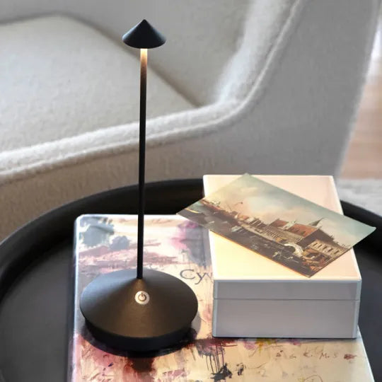 ZenLume - Minimalistisk LED Bordslampa | Vattentålig och Dimbara Trådlös Belysning