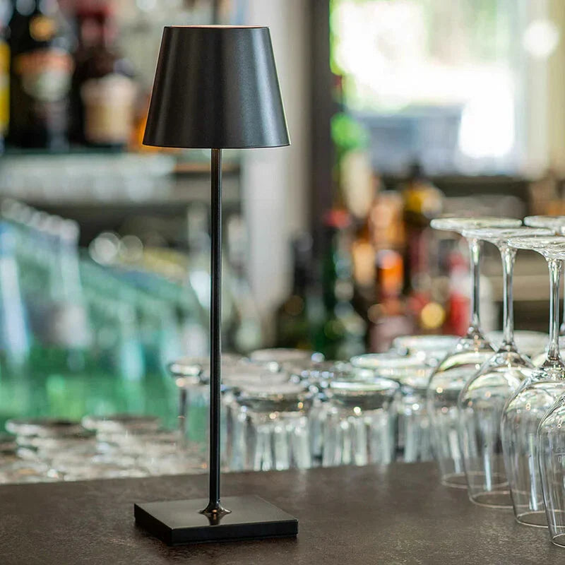 Sladdlös Bordslampa