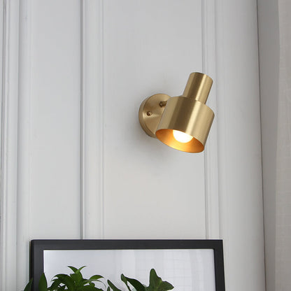 Modern minimalistisk gyllene metallvägglampa