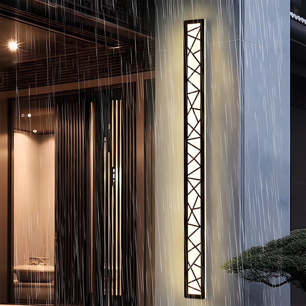 Utomhus Vattentät Vägglampa | 15.7–59 x 3.1 in | LED IP65 Lång Järn & Akryl Exteriör Armatur | Brick by Brick