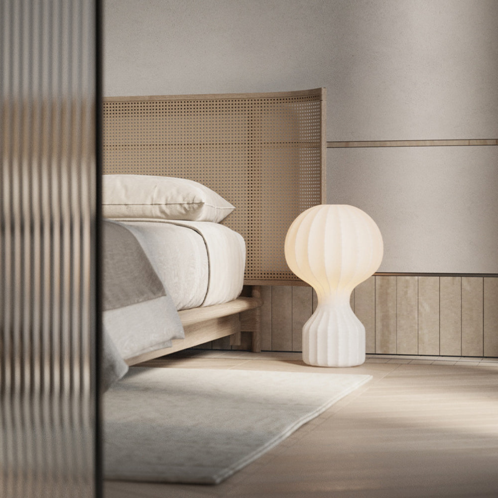 Serenité Silke Kap Table Lamp
