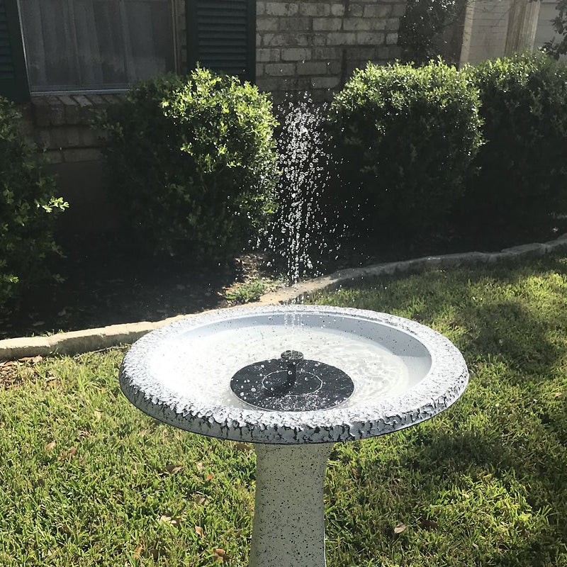 Mini solardriven vattenfontän