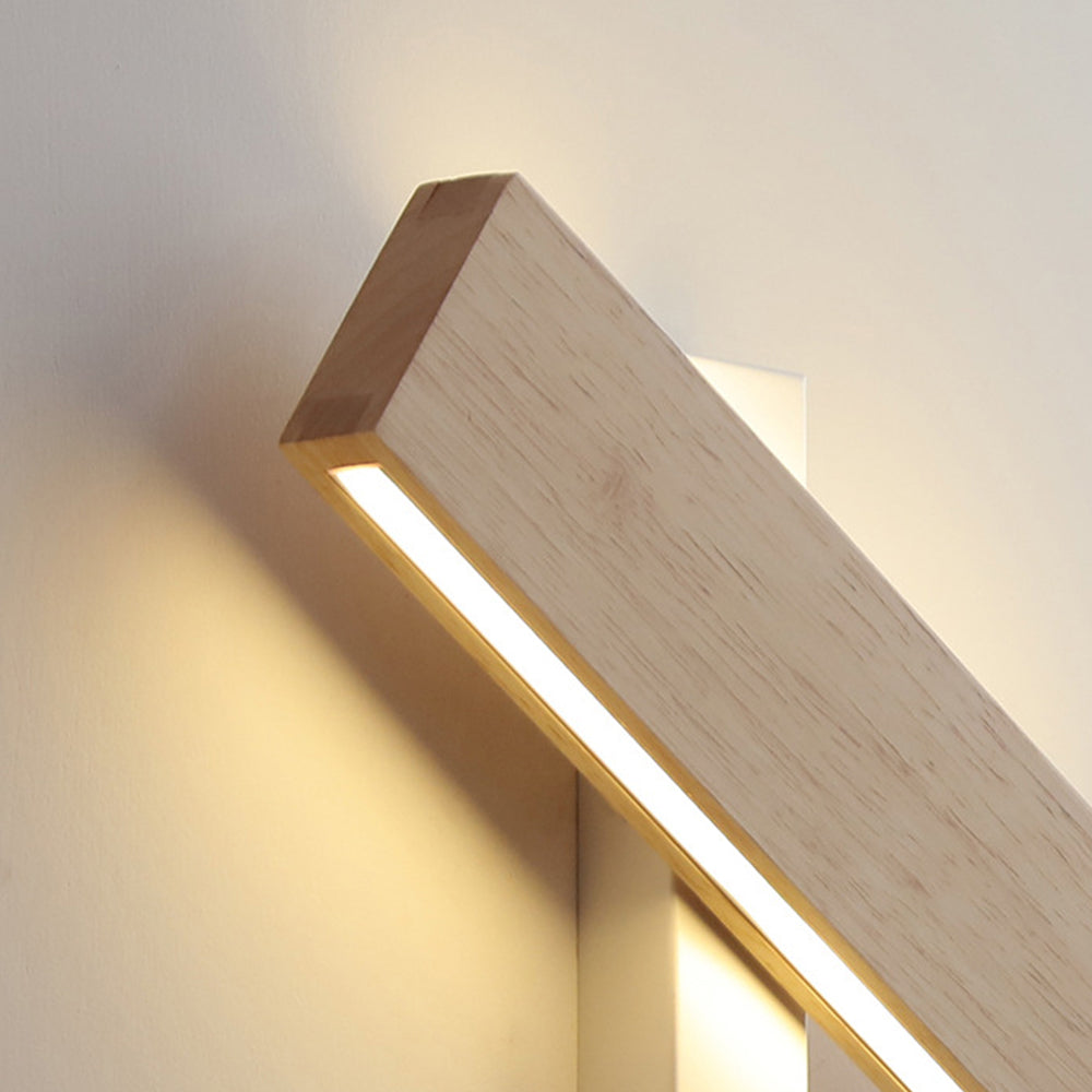 Vägglampa med roterbar trä-LED-design