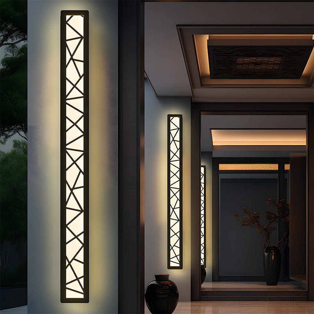 Utomhus Vattentät Vägglampa | 15.7–59 x 3.1 in | LED IP65 Lång Järn &amp; Akryl Exteriör Armatur | Brick by Brick