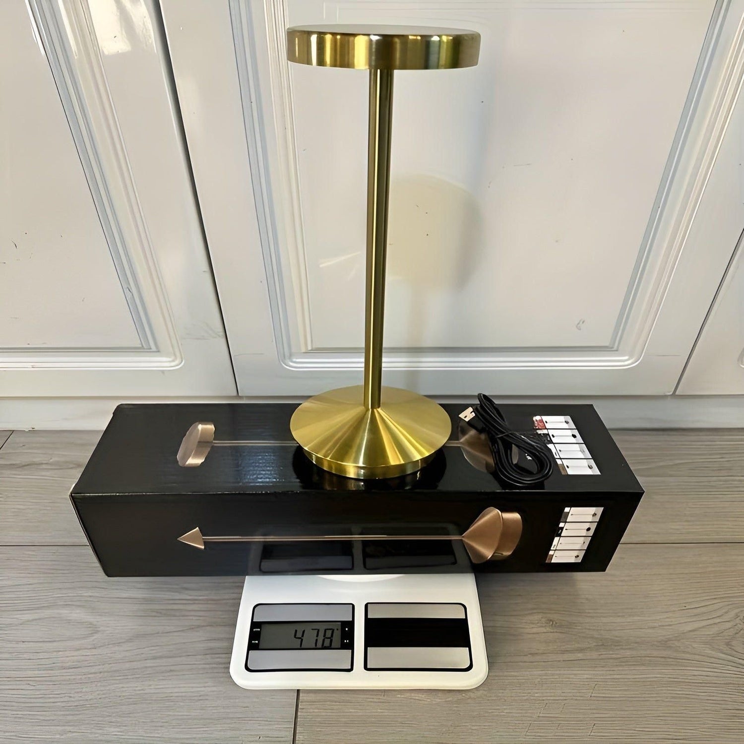 Tarion Lampa - Trådlös Touch-Type Bordslampa