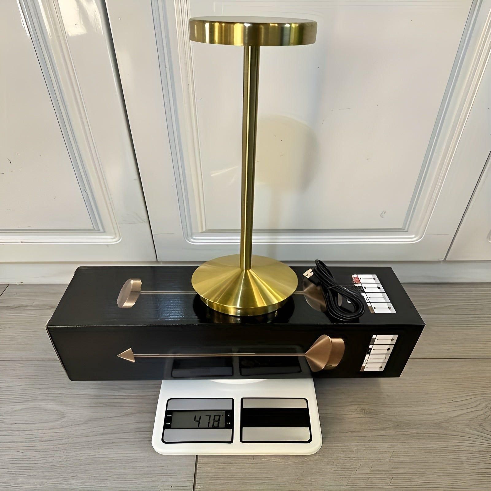 Tarion Lampa - Trådlös Touch-Type Bordslampa