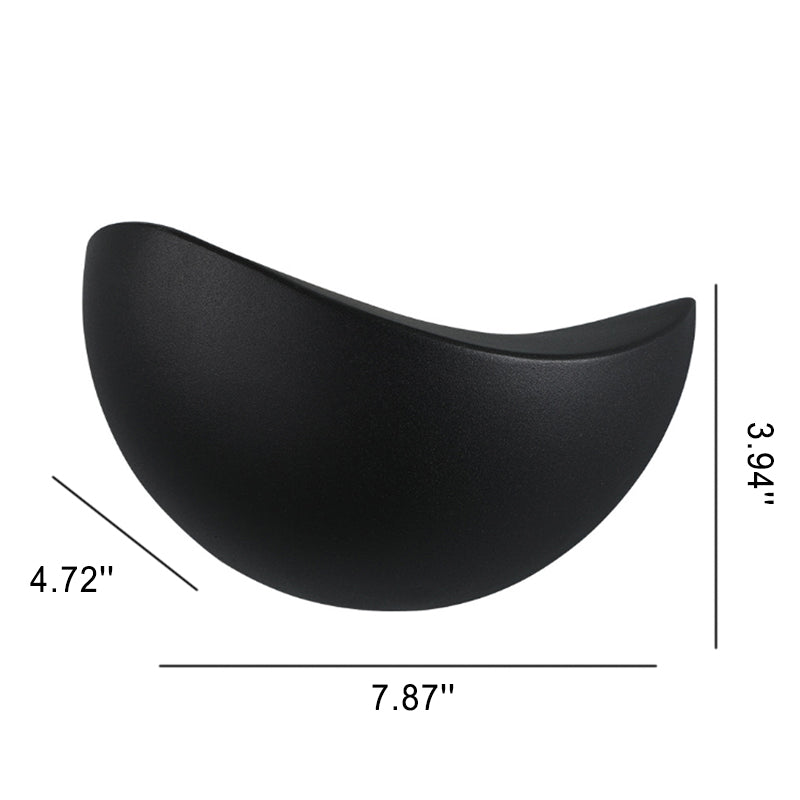 Minimalistisk halvcirkelformad LED-vägglampa i aluminium